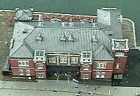 ���g���W�]�����狌��i�Ŋւ��B�e